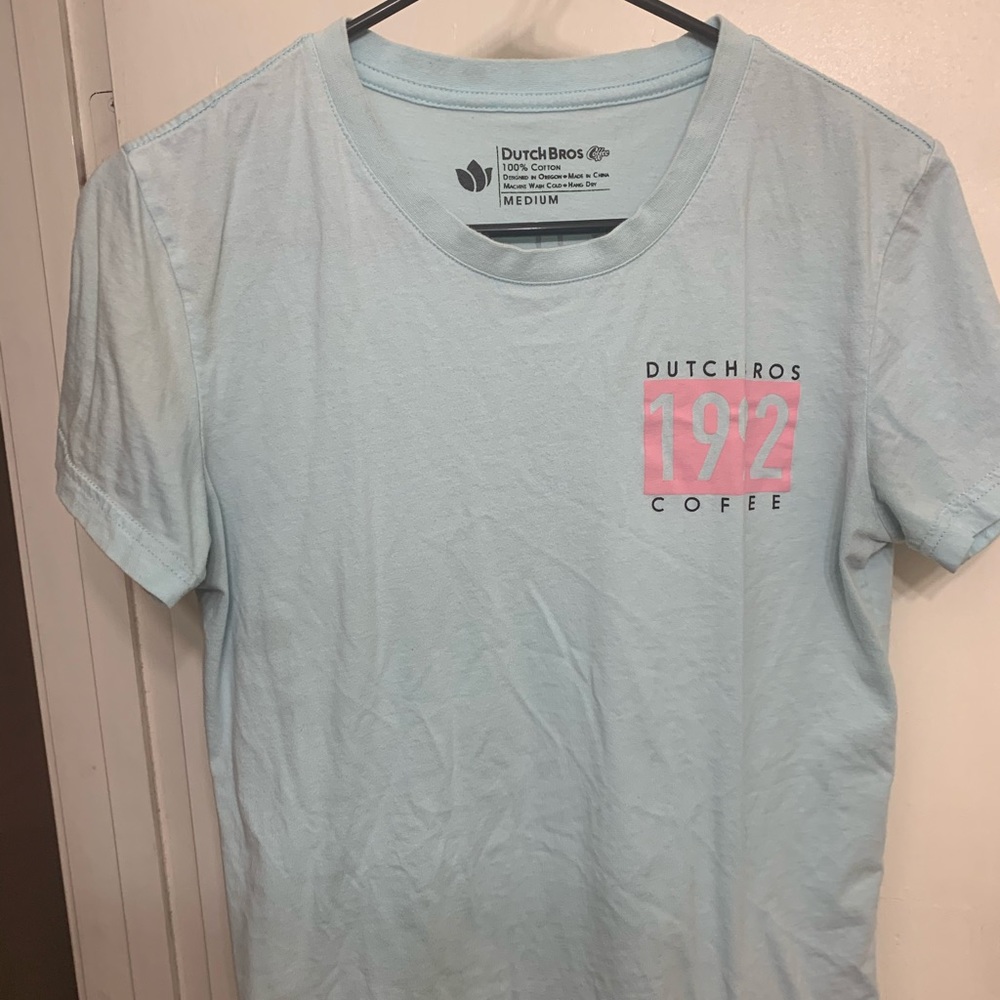 Dutch bros t shirt size M